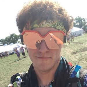 Meet your Posher, Travis